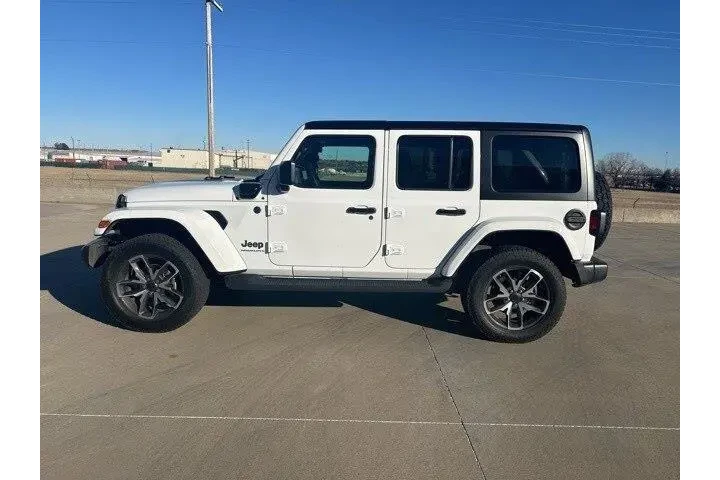 $30000 : Jeep Wrangler 2024 4x4 Willy image 8