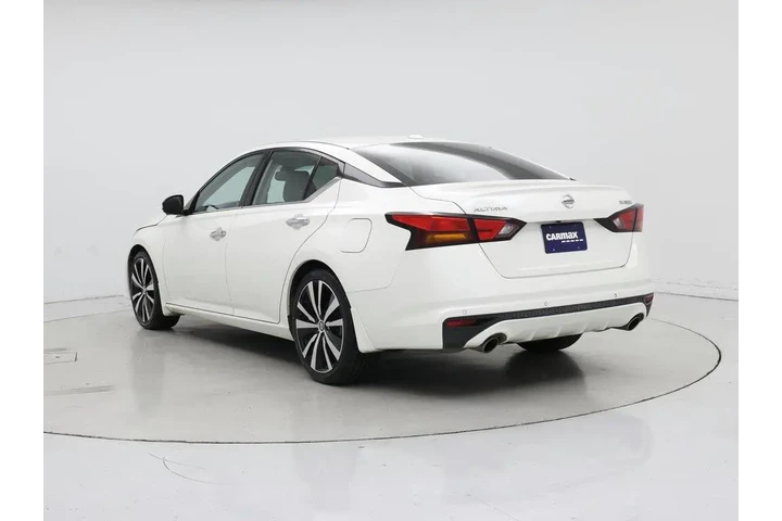 $16998 : Nissan Altima 2019 2.5 Plati image 2