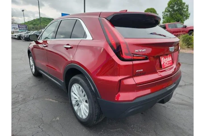 $34987 : Cadillac XT4 2024 4x4 Luxury image 3