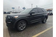 Ford Explorer 2023 AWD XLT 4