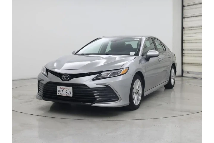 $24998 : Toyota Camry 2023 LE 4dr Sed image 4