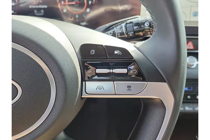 $21829 : Hyundai ELANTRA 2025 SEL Con image 6