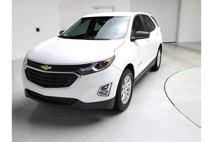 $19998 : Chevrolet Equinox 2021 LS 4d image 3