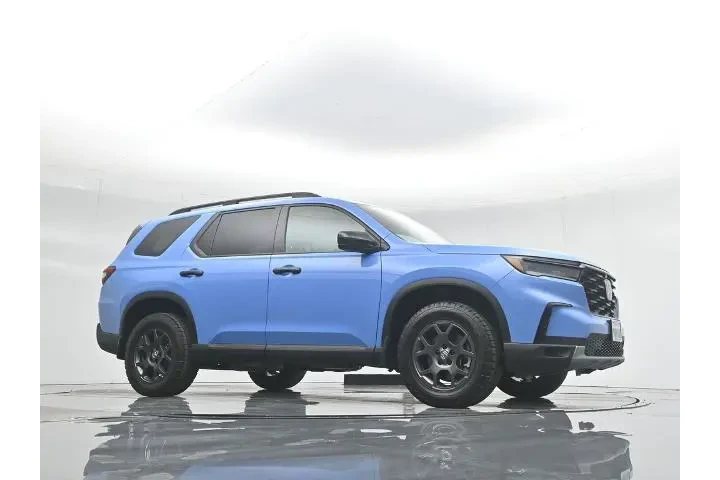$39500 : Honda Pilot 2024 AWD TrailSp image 3