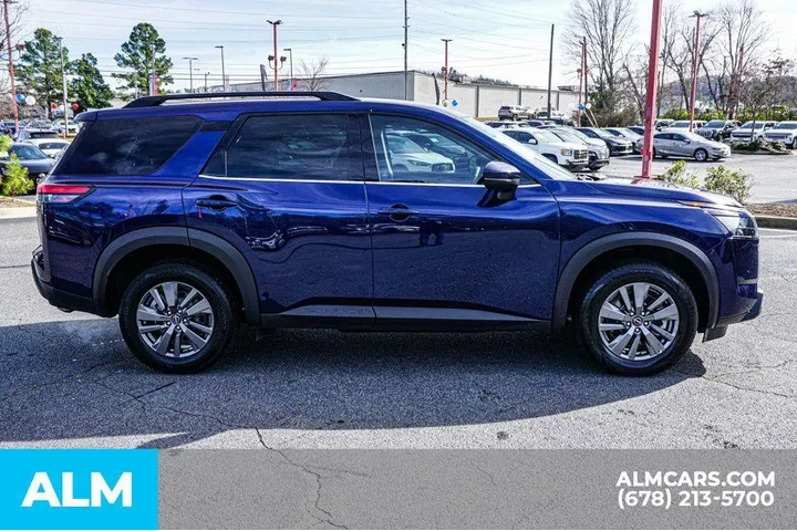 $28420 : Nissan Pathfinder 2025 SV 4d image 7