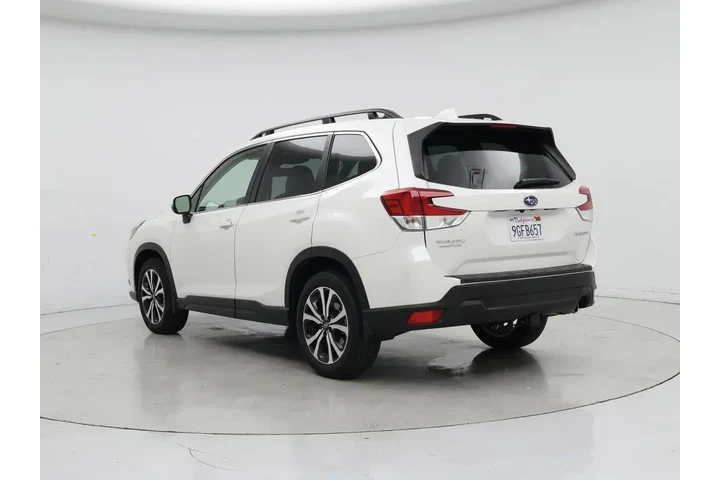$31998 : Subaru Forester 2023 AWD Lim image 2