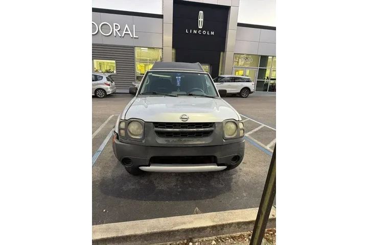 $2990 : Nissan Xterra 2002 XE 2WD 4d image 1