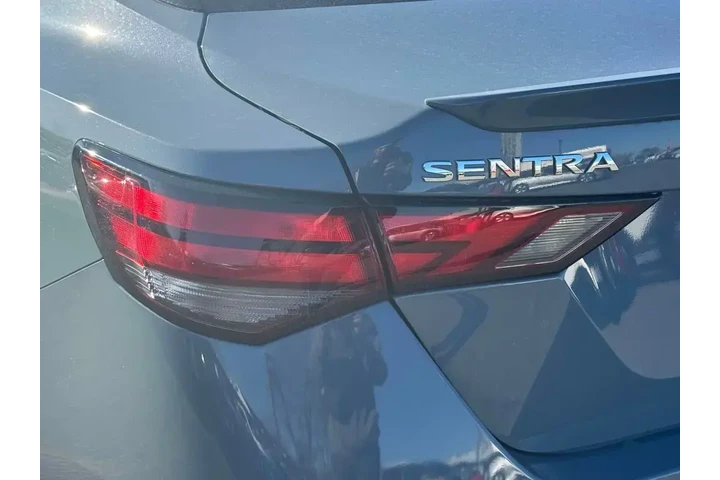 $19595 : Nissan Sentra 2025 SR 4dr Se image 10