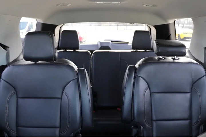 2018 Traverse image 3