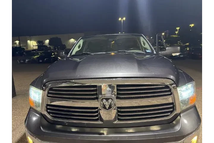 $19991 : Ram 1500 2016 4x4 SLT 4dr Cr image 1