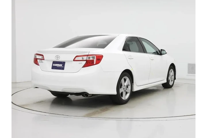 $18998 : Toyota Camry 2014 SE 4dr Sed image 8