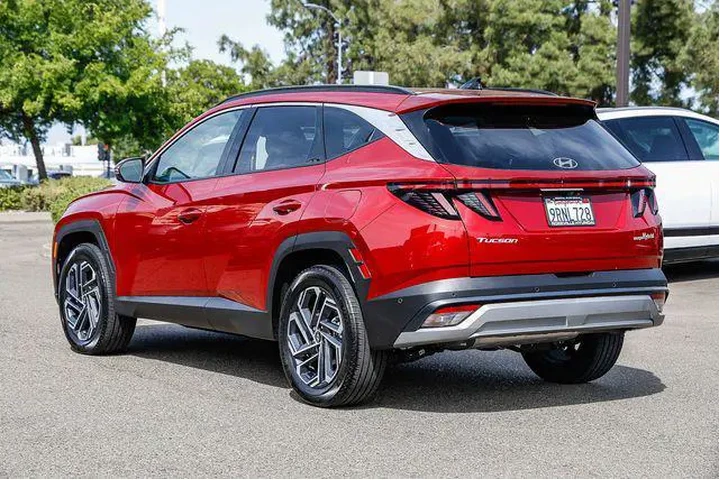 $35488 : Hyundai TUCSON Hybrid 2025 A image 2