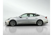 $21998 : Hyundai SONATA 2023 SEL 4dr thumbnail