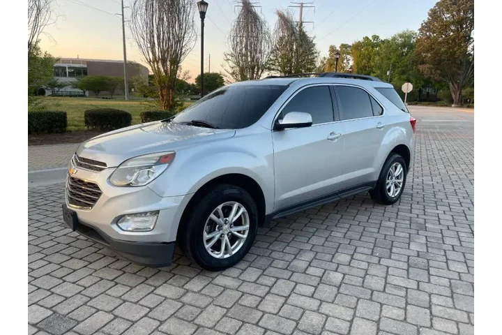 $5995 : 2017 Equinox LT image 2