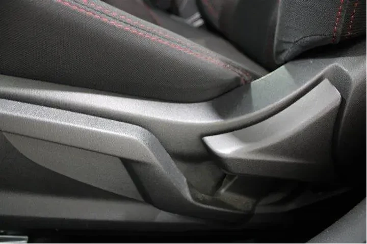 $31955 : Subaru WRX 2024 AWD Premium image 4