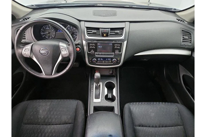 $11998 : Nissan Altima 2017 2.5 SV 4d image 9