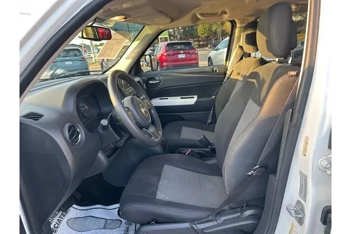 $9888 : Jeep Patriot 2015 Sport 4dr image 10