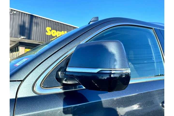 $26988 : 2019 Escalade image 10