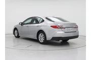 $27998 : Toyota Camry 2025 LE 4dr Sed thumbnail