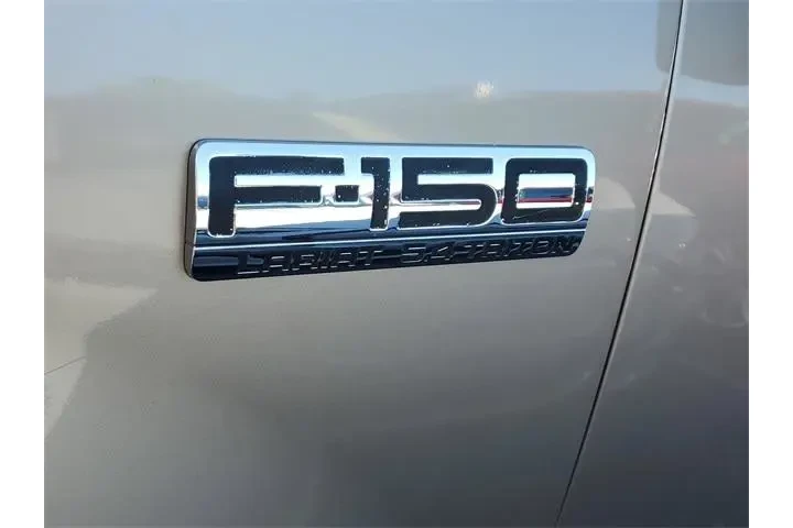 $3590 : Ford F-150 2005 4dr SuperCre image 5