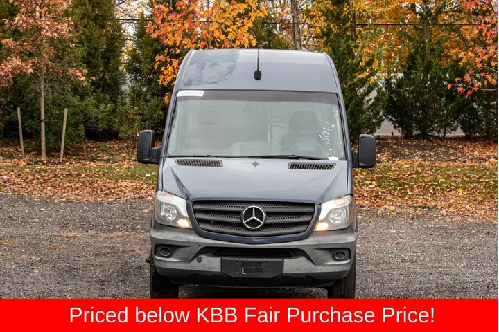 $21695 : Mercedes-Benz Sprinter Worke image 2