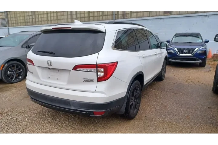 $26984 : Honda Pilot 2021 AWD SE 4dr image 2