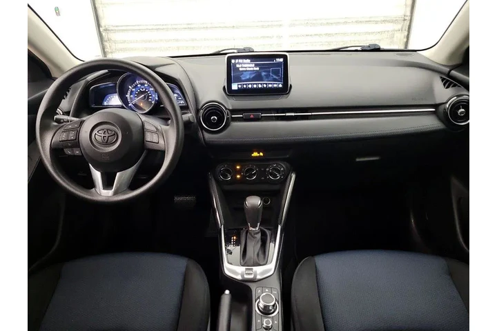 $13599 : Toyota Yaris iA 2017 4dr Sed image 9