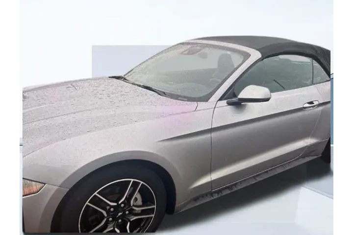 $23900 : Ford Mustang 2023 EcoBoost P image 2