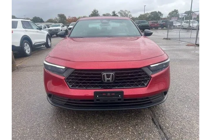 $22475 : Honda Accord Hybrid 2023 Spo image 2