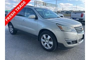 $8638 : Chevrolet Traverse 2016 LT 4 thumbnail