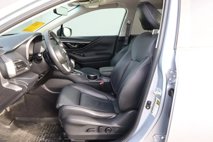 $20988 : 2021 Outback Limited CVT image 7