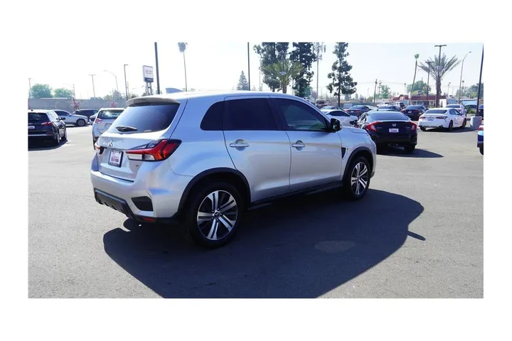 $15984 : 2021 Outlander Sport LE Sport image 6