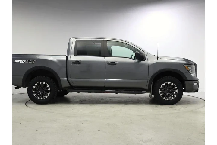 $35998 : Nissan Titan 2021 4x4 PRO-4X image 7