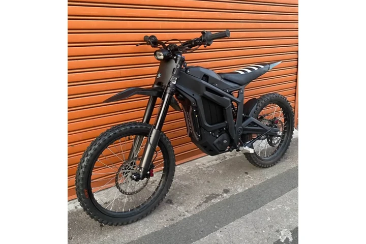 $3000 : THRONE SRPNT X3 E-MOTO image 2