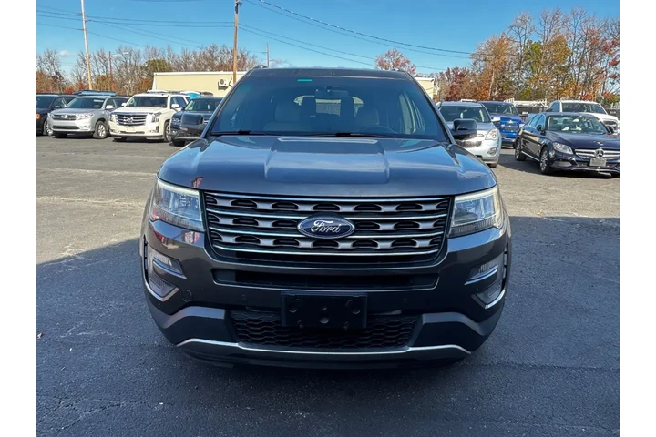 $16995 : 2016 Explorer image 1