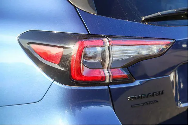 $29991 : Subaru Outback 2022 AWD Onyx image 10