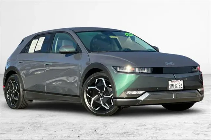 $25990 : Hyundai IONIQ 5 2024 SEL 4dr image 2