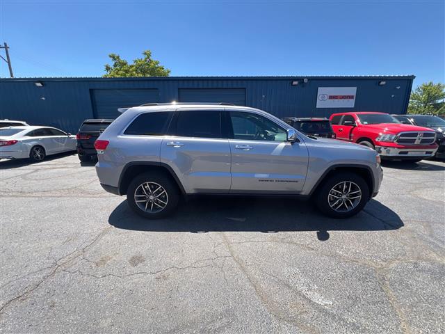 $19888 : 2017 Grand Cherokee Limited, image 6