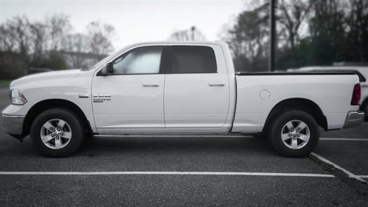 $26998 : PRE-OWNED 2020 RAM 1500 CLASS image 7