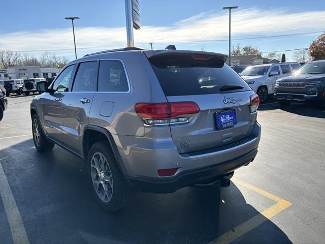 $19685 : Pre-Owned 2019 Grand Cherokee image 3