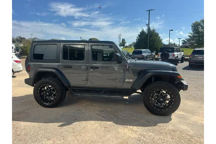 $20690 : Jeep Wrangler Unlimited 2019 image 4