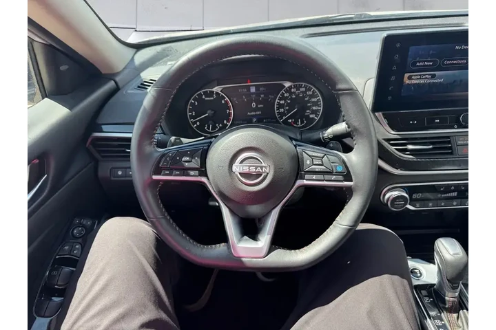 $25991 : Nissan Altima 2024 2.0 SR 4d image 9