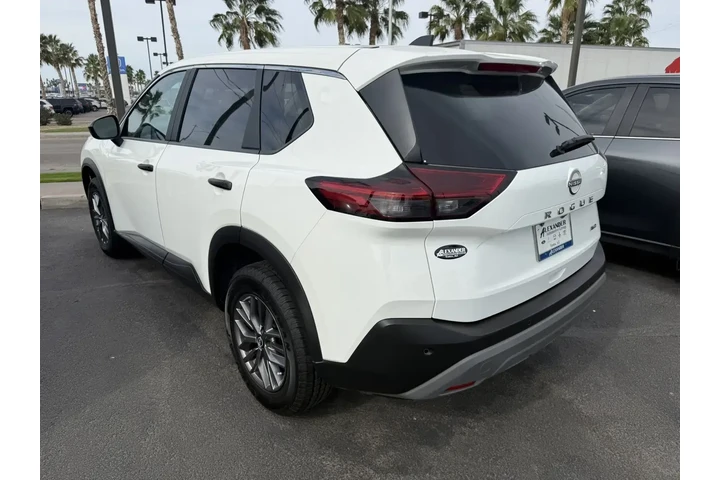$18999 : Nissan Rogue 2023 AWD S 4dr image 6