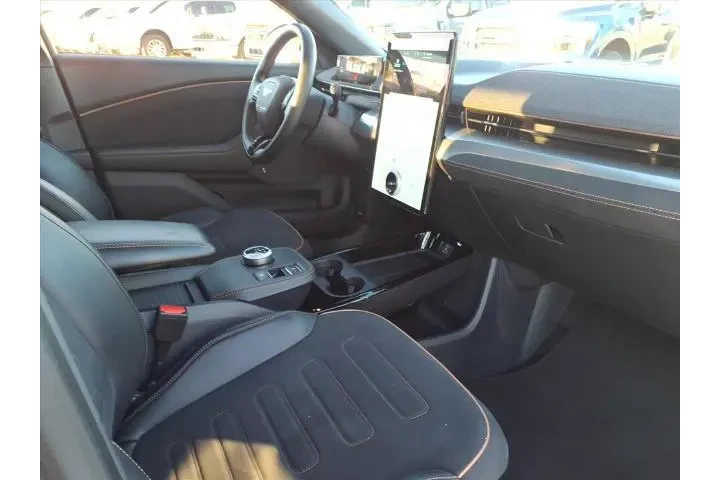 $31963 : Ford Mustang Mach-E 2022 AWD image 10