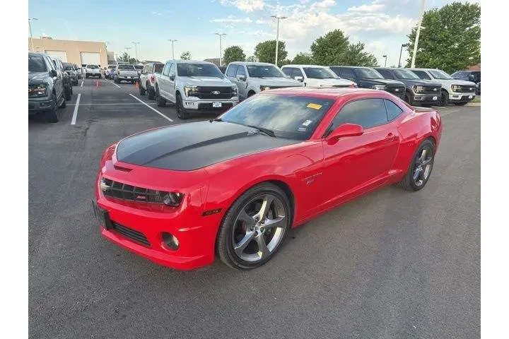 $25000 : Chevrolet Camaro 2013 SS 2dr image 3