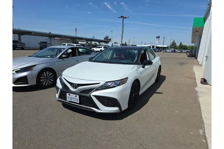 $36900 : Toyota Camry 2024 XSE V6 4dr image 3