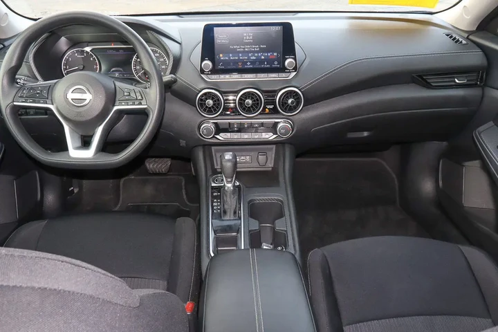 $16488 : 2024 Sentra SV CVT image 10