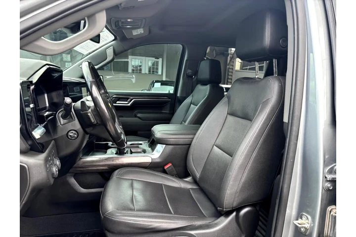 2023 Silverado 1500 LTZ image 7