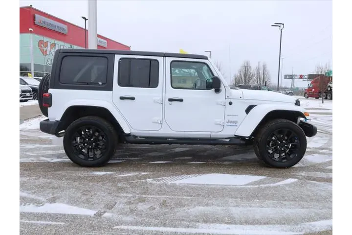 $27477 : Jeep Wrangler Unlimited 2022 image 10