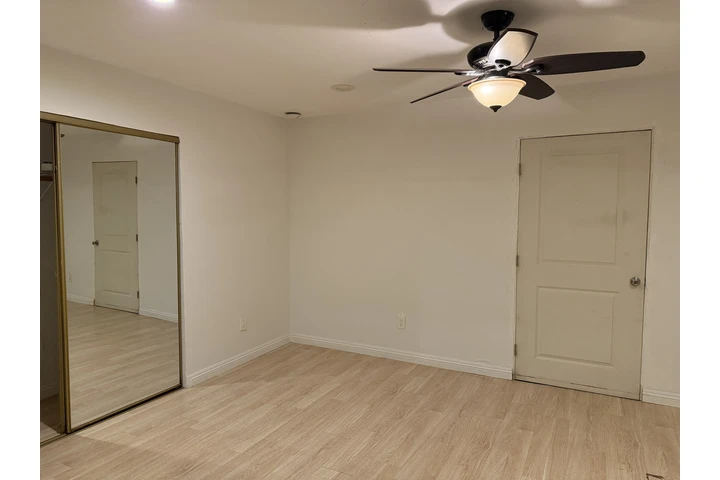 $1800 : Rento estudio image 1